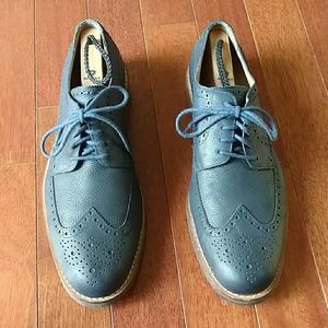 Cole Haan navy blue oxfords